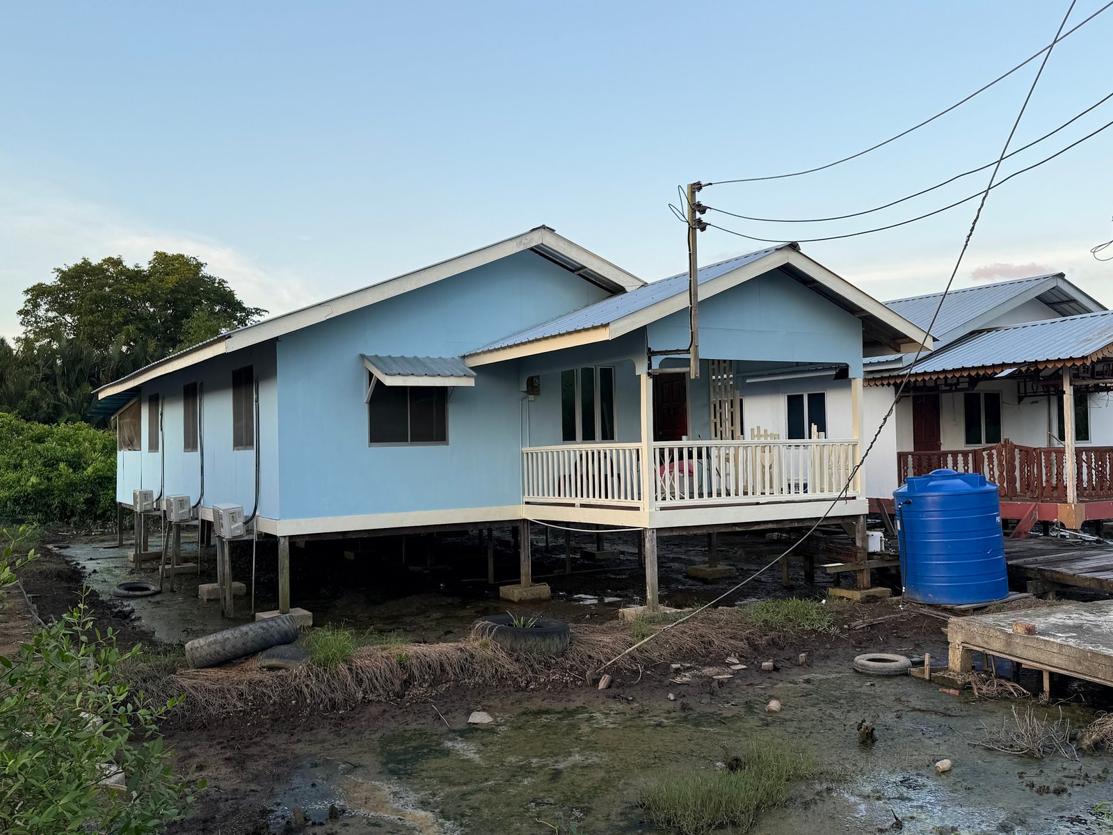 Lebok Ajok Homestay Exterior